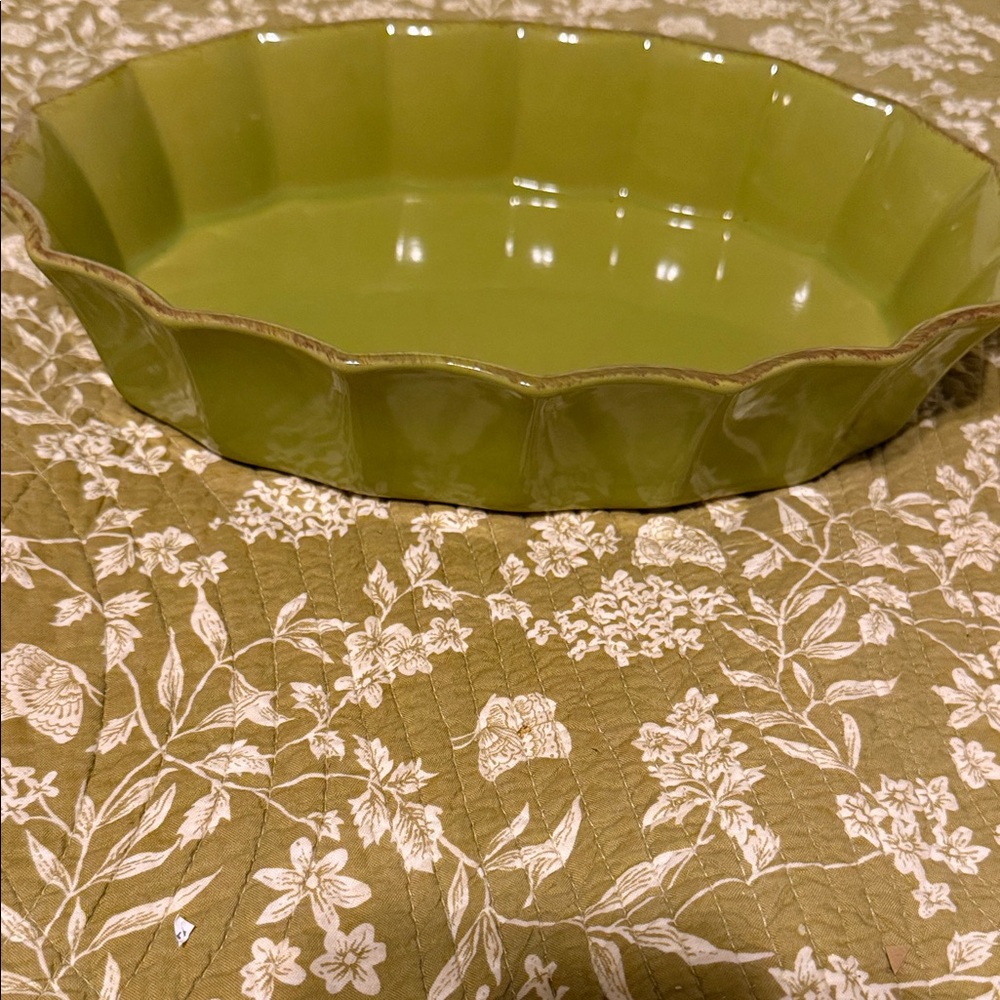 Cerutil Olive Green Ceramic Scalloped Baking Dish